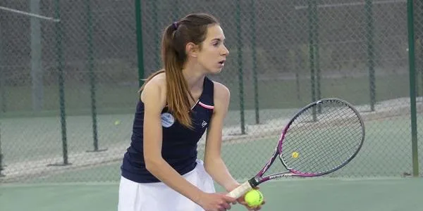 Anna Ortiz, seleccionada per representar la Selecció Catalana de Tenis Infantil en el Campionat d’Espanya per Comunitats Autònomes