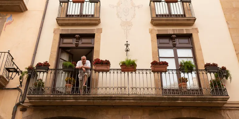 Obertes les inscripcions al Concurs de Flors als balcons, amb prop de 1.000 euros en premis