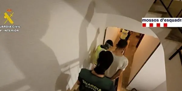 Detingut un veí de Tarragona en un estat avançat de “radicalització violenta” acusat d'enaltiment del terrorisme
