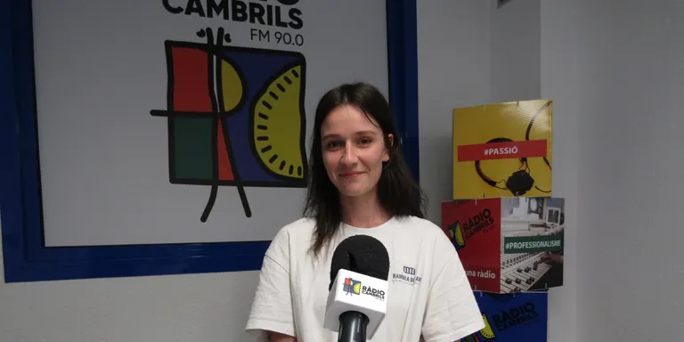 Núria Adrián: “Un cel de plom mostra la resistència d’un grup de dones liderades per Neus Català”
