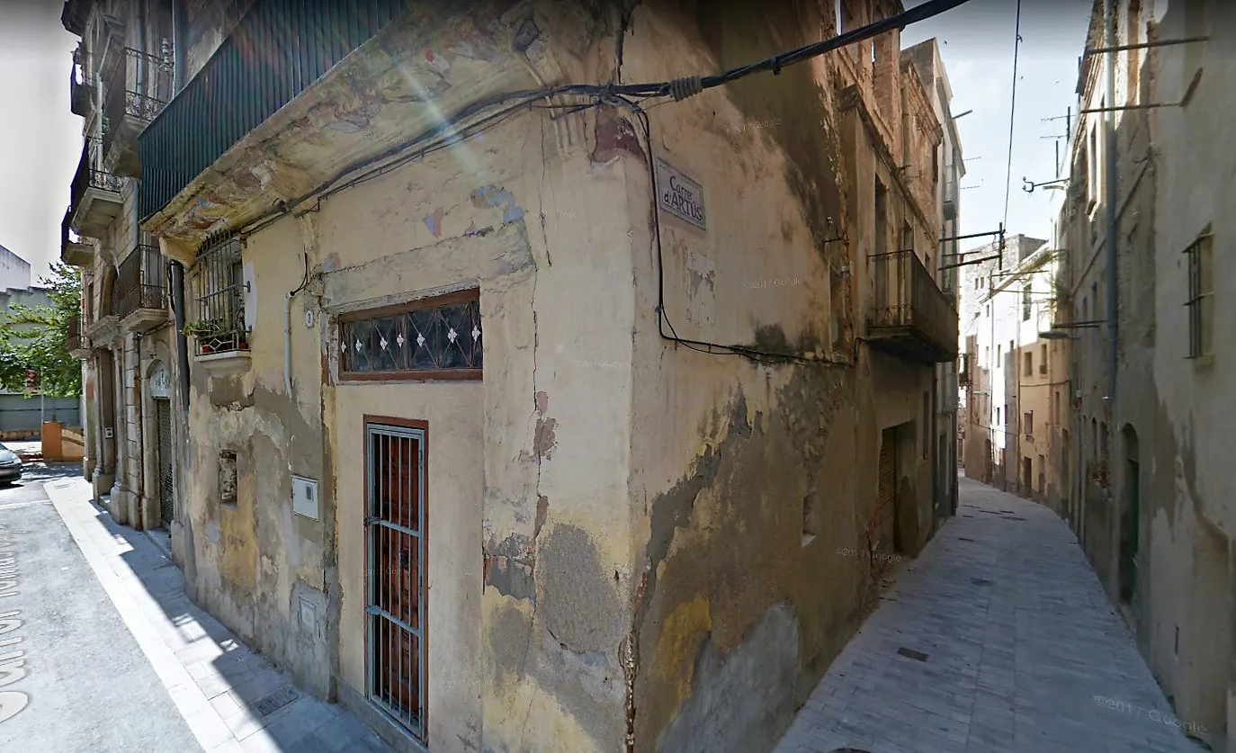 Incendi en una casa del carrer Tomàs Caylà de Valls