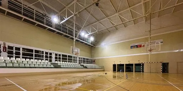 La pluja de divendres causa afectacions a l’Estadi Joan Pijuan, i en menor mesura al Pavelló Poliesportiu