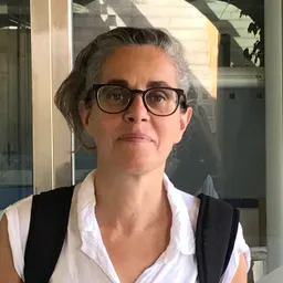 Entrevistes de la Justa del 15/9/2021 — La Rosada Negra del Cos: paper, so i negre en diàleg poètic a l’Espai Carme Malaret (16–19 setembre) - episode art