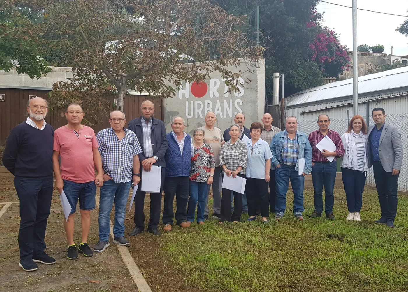 L'Ajuntament de Pineda ha lliurat les claus de les parcel·les dels horts urbans per a persones de més de 60 anys