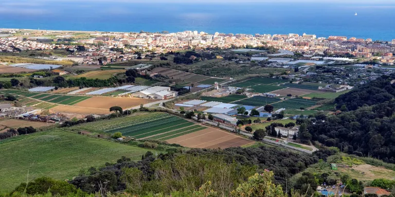 El Departament de Territori prohibirà la construcció de nous habitatges als pobles de costa