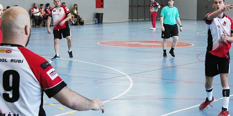 L’Handbol Rubí agafa la directe cap a la segona eliminatòria