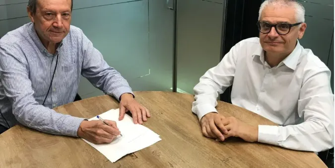 Torrefarrera formalitza la cessió dels terrenys per construir la futura residència per a gent gran