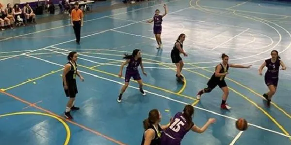 El Cadet femení del BBG cau davant el TGN Bàsquet però manté la primera plaça (81-49)