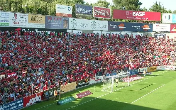 L’afició grana, cada cop més implicada amb el primer equip del Nàstic