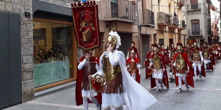 L'Associació d'Armats de la Seu d'Urgell tocarà el pas lent de la Processó des dels balcons