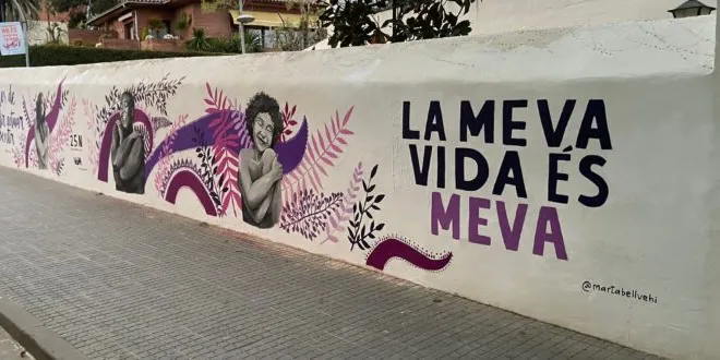 L’Ajuntament condemna el nou atac contra el mural contra la violència masclista
