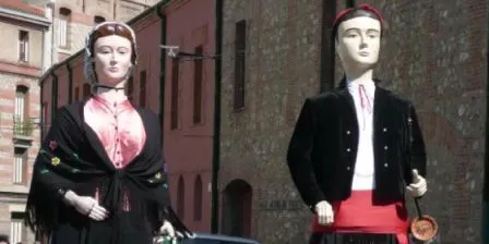 Els Gegants de Pineda viatgen a la Catalunya Nord per visitar el poble de Tuïr