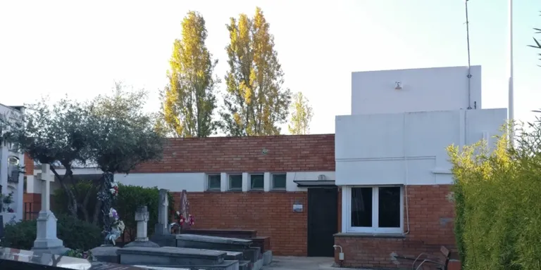 L\u2019Ajuntament far\xe0 millores a l\u2019edifici administratiu del Cementiri Municipal