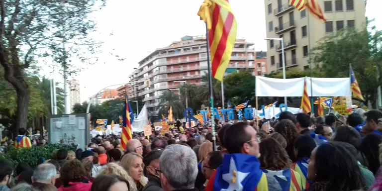 L'Alt Urgell mobilitza quatre autocars a la manifestació per l'alliberament dels presos polítics