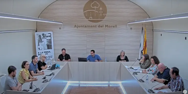 Els comiats monopolitzen l'última sessió plenària ordinària al Morell