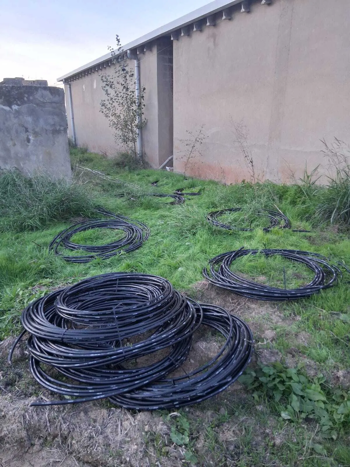 Imatge dels feixos de cable robats