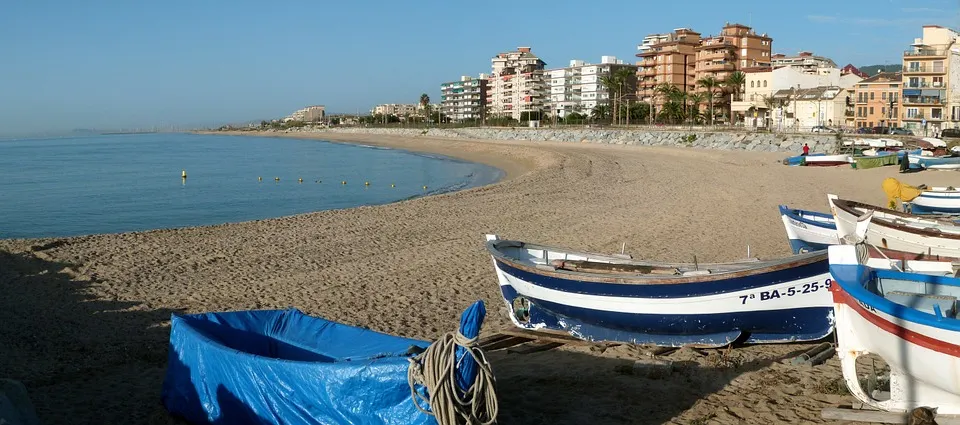 Temporada de platges marcada per la covid-19 i per les pluges