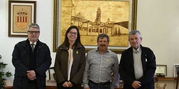 La directora general de Cultura Popular de la Generalitat assisteix a la representació del Ball del Sant Crist de Salomó