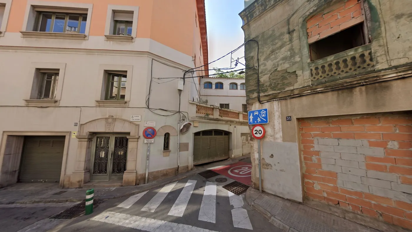 La casa ocupada del carrer Montevideo espera la resolució definitiva pel seu desallotjament