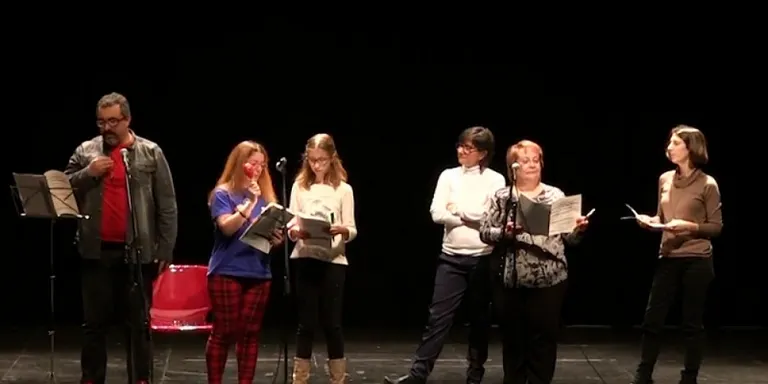 La marató de contes solidària torna diumenge al teatre municipal La Sala