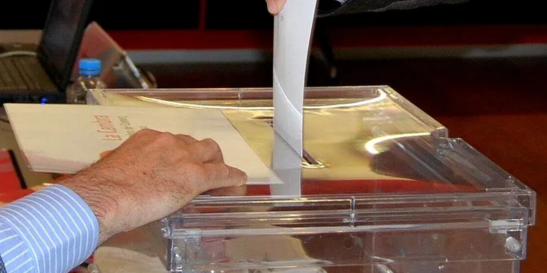 Més de 54.000 rubinencs estan cridats a les urnes