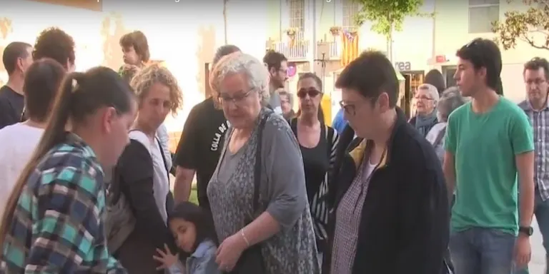 Rubí Acull s'estrena amb una manifestació per denunciar el "genocidi silenciós" contra els refugiats