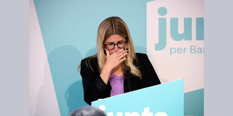 Elsa Artadi anuncia entre llàgrimes que abandona la política activa: "No puc més, no em sento amb força per continuar"