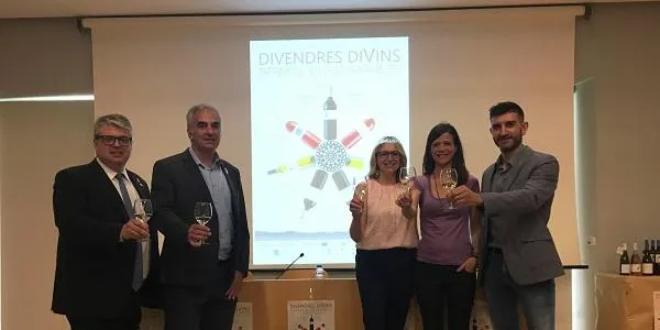 El cicle Divendres Divins uneix els vins amb DO amb la cultura i el patrimoni a la Vil•la dels Munts