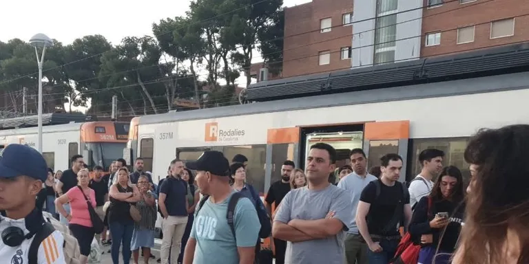 Un 88% dels usuaris del tren pateix símptomes d'ansietat i depressió