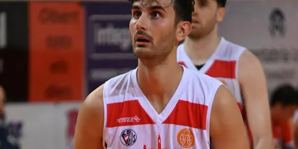 Oriol Besora renova pel CB Valls