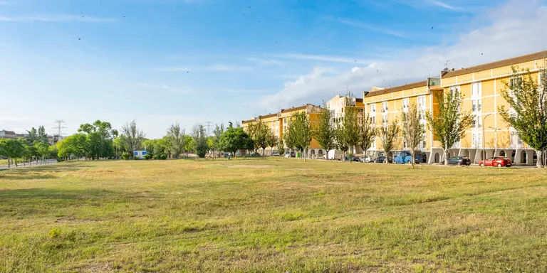 L’Ajuntament de Constantí insta a la neteja i conservació de solars urbans