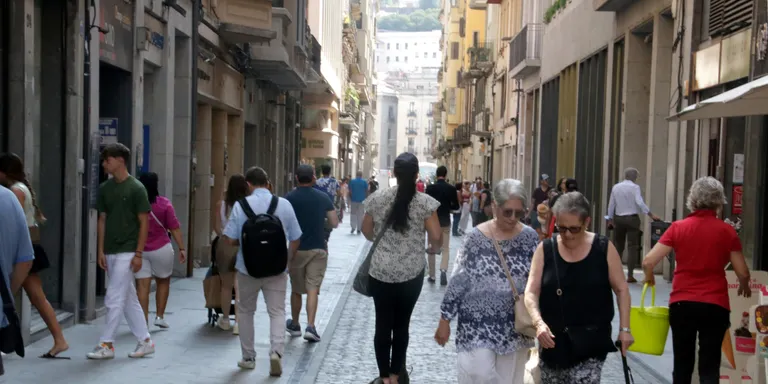La Policia Municipal de Girona posa més de 1.200 multes per infraccions amb patinet elèctric durant aquest 2025