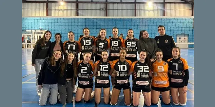 El CEVOL Torredembarra cedeix en l’assaig previ contra el CV Reus (3-0)