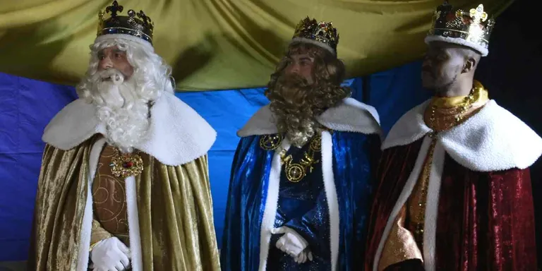 Els Reis de l'Orient han recorregut tots els barris de Pineda i podran arribar a totes les cases