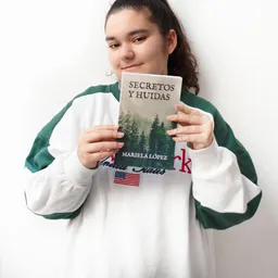 Mariela López, la joven prodigio de la literatura de 14 años - episode art