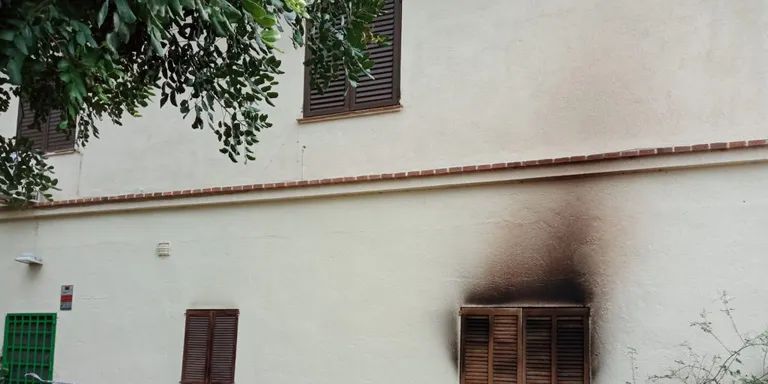 Els cossos del pare i el fill trobats morts en un habitatge d’Arenys de Mar presentaven signes de violència