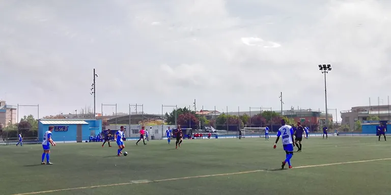 La irregularitat del Rubí el manté amb el descens a prop