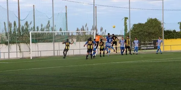 L’Altafulla i el Torredembarra signen taules (2-2)
