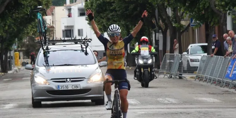 La cambrilenca Ingrid Ruiz es proclama campiona de Catalunya de ciclisme en ruta