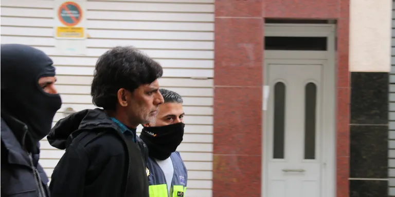 Detenen el pare de les dues germanes de Terrassa assassinades al Pakistan per la seva relació amb els fets