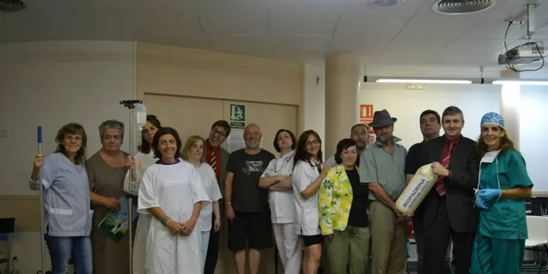 L'obra 'Inseguretat social' recapta 1.300 euros per a Aliments per la Solidaritat