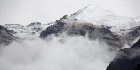 Primera nevada de la temporada a les cotes altes del Pirineu