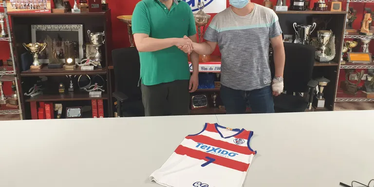 Oriol Pozo seguirà com a entrenador del CB Valls