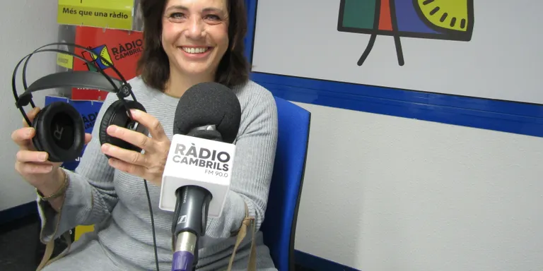 El programa ‘Espurnes... de llengua’ torna a Ràdio Cambrils, Ràdio l’Hospitalet de l’Infant i Ràdio la Selva