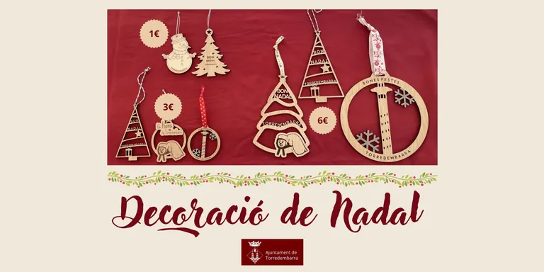 Decora Nadal amb elements de Torredembarra