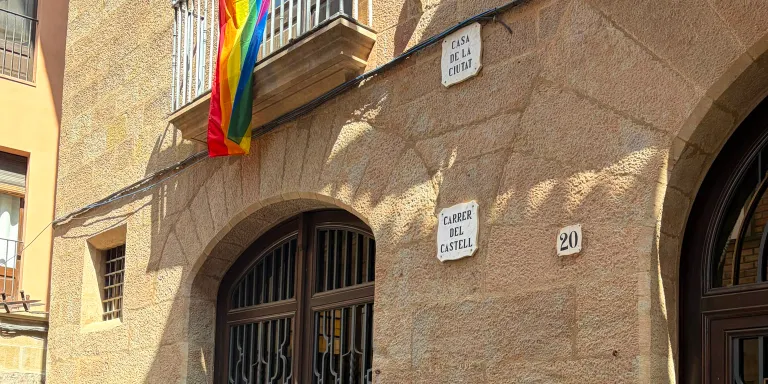 Solsona i el Solsonès reivindiquen que ningú hagi de marxar per ser qui és en la commemoració del 28