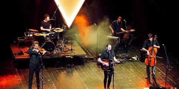 Blaumut actua aquest dissabte a Altafulla en un concert que serà “dels més lluïts” de la seva gira “Equilibri”