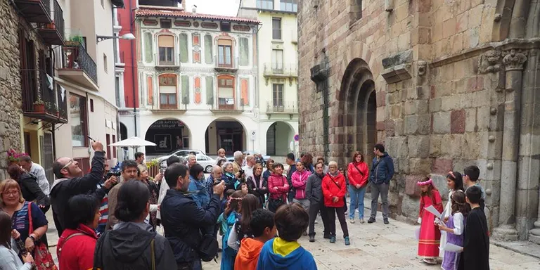 Mig miler de persones participen en la setena edició del cicle 'Parlem d'Història'