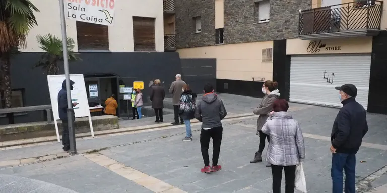 #Eleccions14F | Participació de gairebé el 24,5% a l'Alt Urgell en el primer avanç (13.00 h)