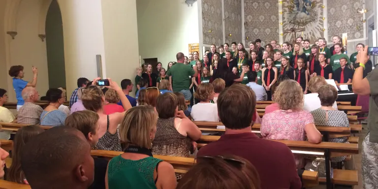 El Congrés Internacional de Puericantores emociona el públic pinedenc